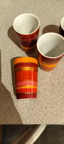 8 verres à thé décorés