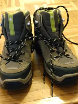 chaussures de marche taille 36 marque Décathlon