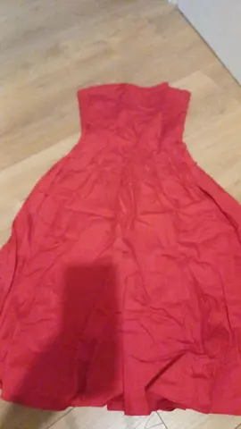 robe bustier rouge T34