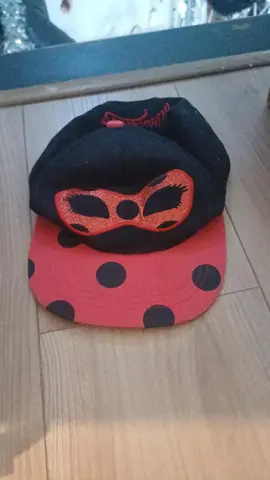 casquette ladybug