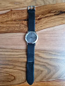 Montre Burberry piles à changer