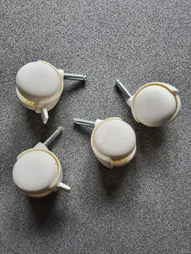 Lot de 4 roulettes neuves