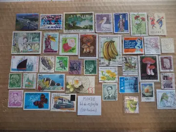 Timbres du Monde. Lot du 13\01\26