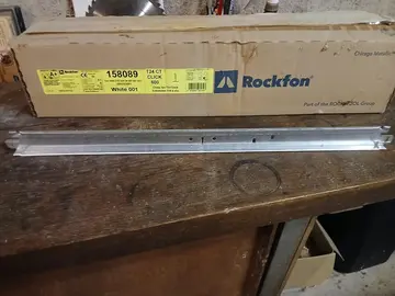 entretoise de faux plafond