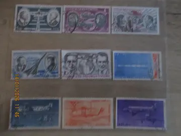 9 timbres oblitérés Poste Aérienne France