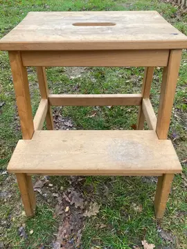 Marche-pied en bois