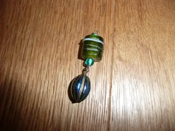 Pendentif couleur vert