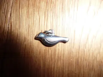 Petit pendentif oiseau