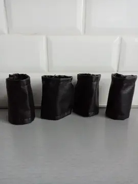 4 manchons/caches pour pieds de meuble/canapé/...