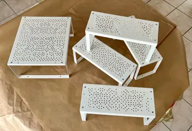 Demi-étagères metal blanc IKEA