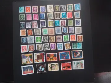 64 timbres Royaume-Uni tous différents