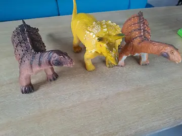 jeu dinosaure