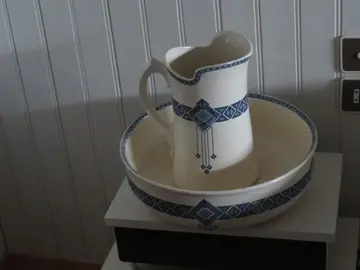 vade et cuvette ancienne