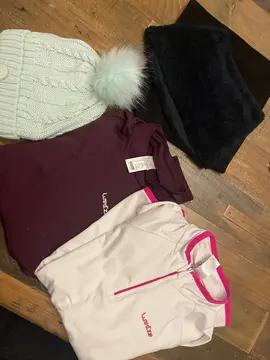 lot de vêtements de montagne