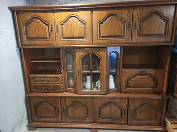 Buffet/vaisselier à donner