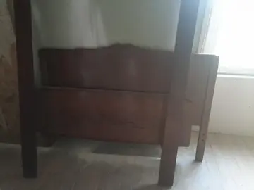 encadrement de lit en bois
