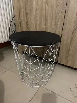 rangement couverture/tabouret