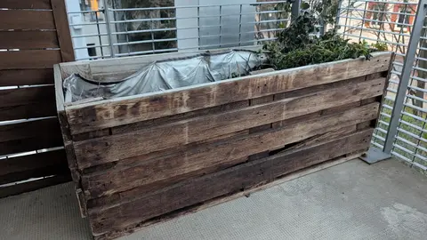 Grande jardinière en bois