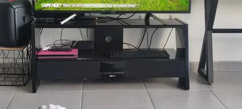 Meuble TV laqué noir