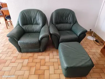 Fauteuils en cuiren l'état