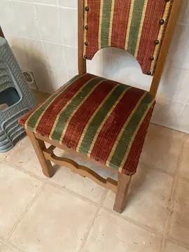 4 Chaises bois et velours