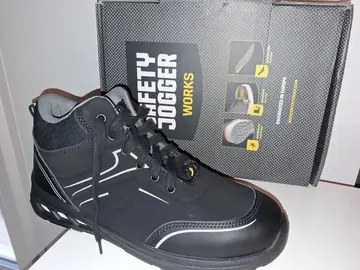 chaussure de securite orpheline