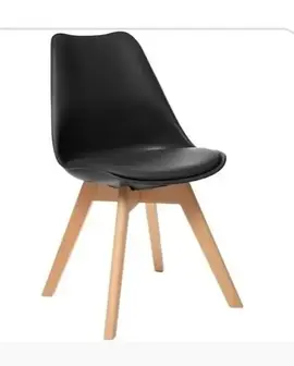 cherche 4 chaise noir