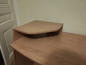 Bureau couleur chêne foncé