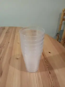 6 verres en plastique rigide nespresso