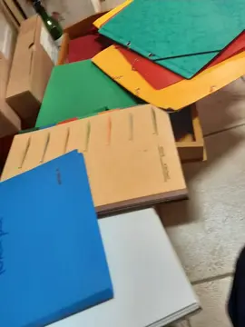 fournitures de bureau diverses