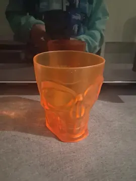 verre tête de mort plastique