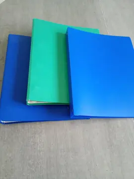 Fournitures scolaires diverses