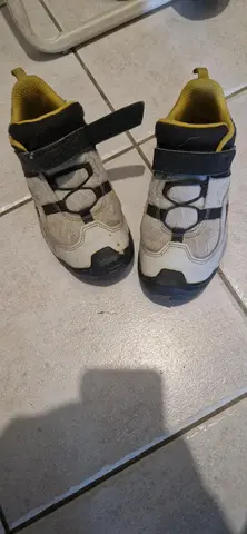 chaussures marche enfant taille 32