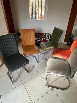 lot de chaises de cuisine