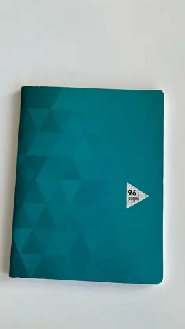 cahier petit format, grands carreaux 96 pages