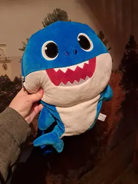 Sac à dos Baby Shark bleu et peluche