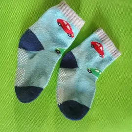 chaussettes 6 / 12 MOIS