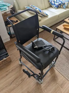 fauteuil roulant trés bon état