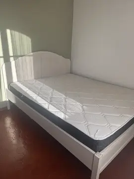 lit 160x200, en bois + sommier à lattes
