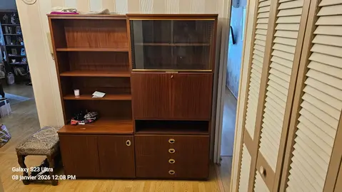 bureau living l'argent 160 haut178. prof 40