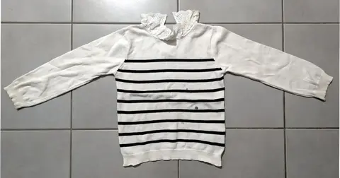 Polo blanc à rayures noir, 8 ans