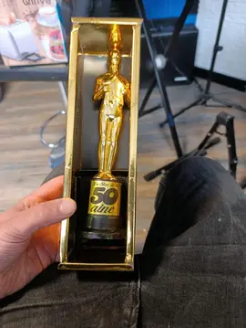 faux oscar