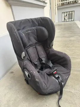 deux seiges auto pour enfant
