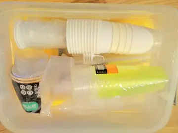 Lot de verres en plastique