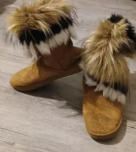 Lot bottes fourrure et neige T 37