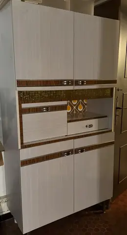 meuble de rangement en Formica