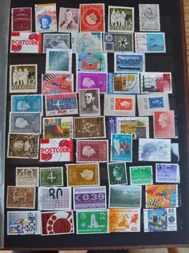 belle page unique timbres Nederland...