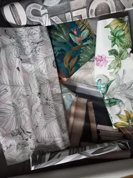 nombreuses chutes de papier.peint pour diy