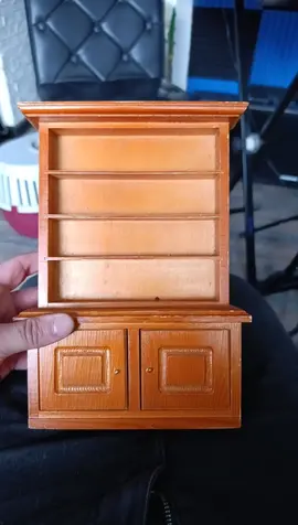 armoire miniature