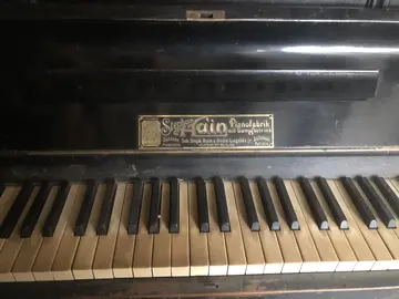 piano ancien